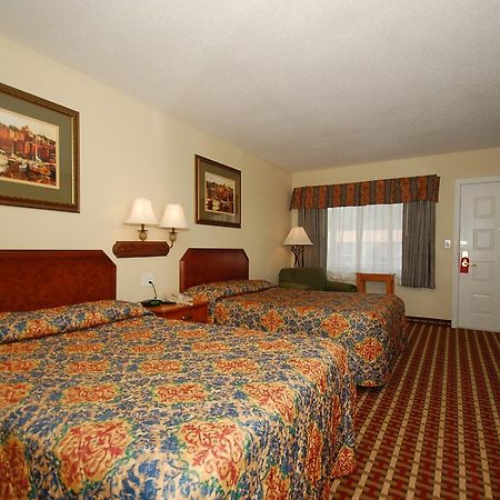 Millville Motorsports Inn And Suites Kamer foto