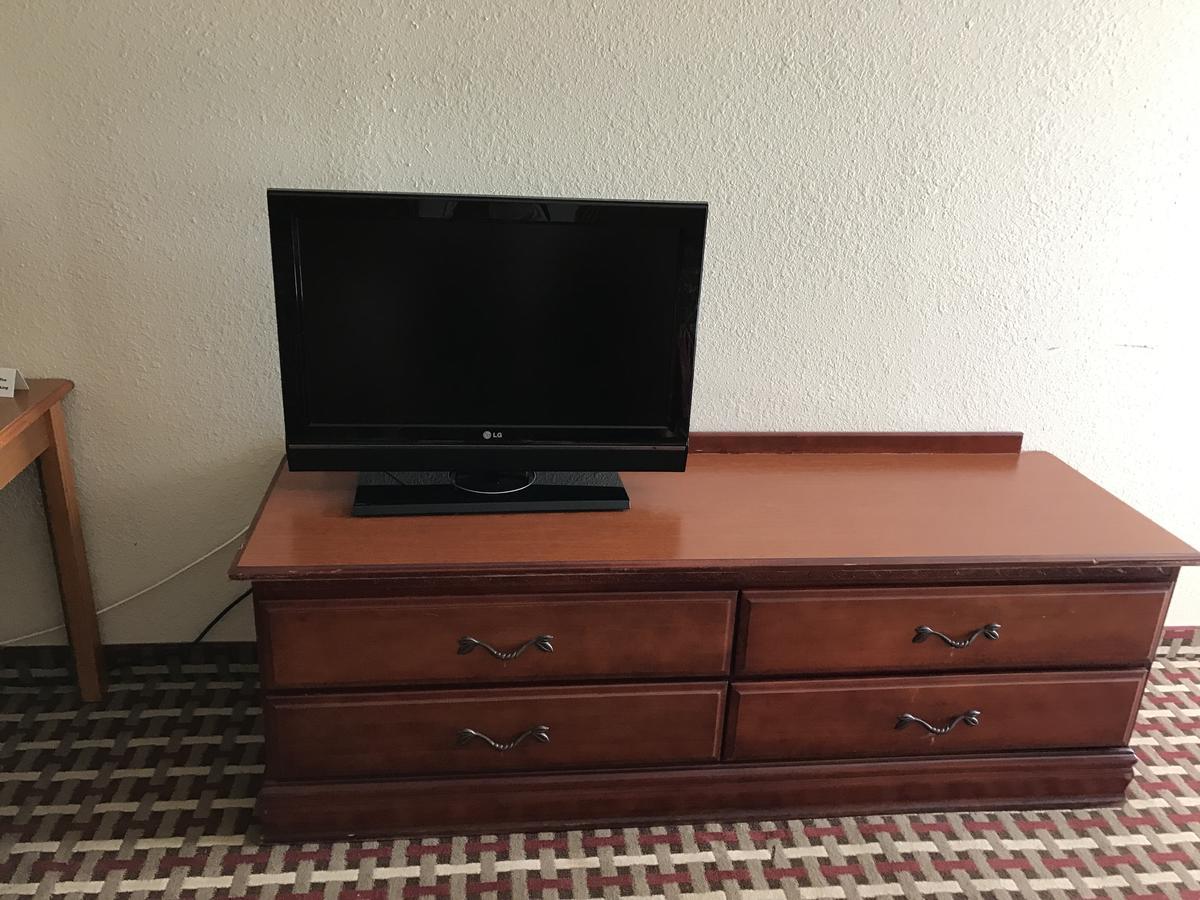 Millville Motorsports Inn And Suites Buitenkant foto